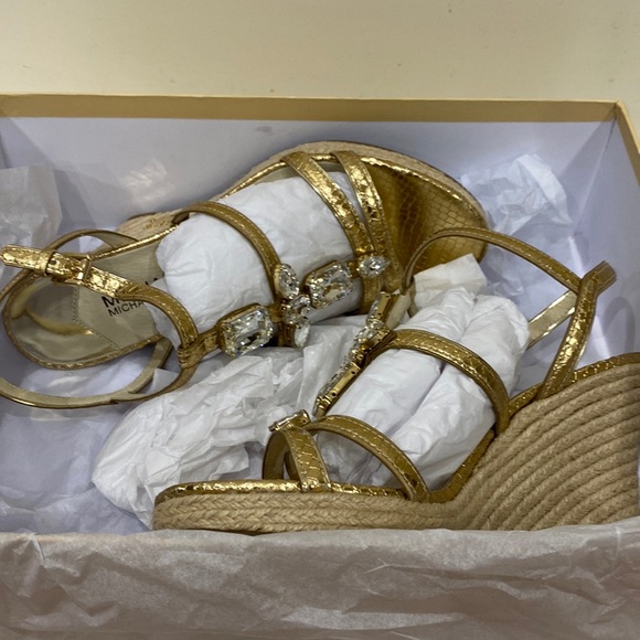 Michael Kors shoes - Picture 1 of 10